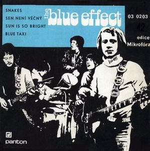 Blue Effect (Modr Efekt) - Snakes (Edice Mikrofra) CD (album) cover