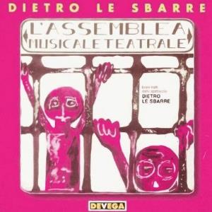 Assemblea Musicale Teatrale - Dietro le Sbarre CD (album) cover
